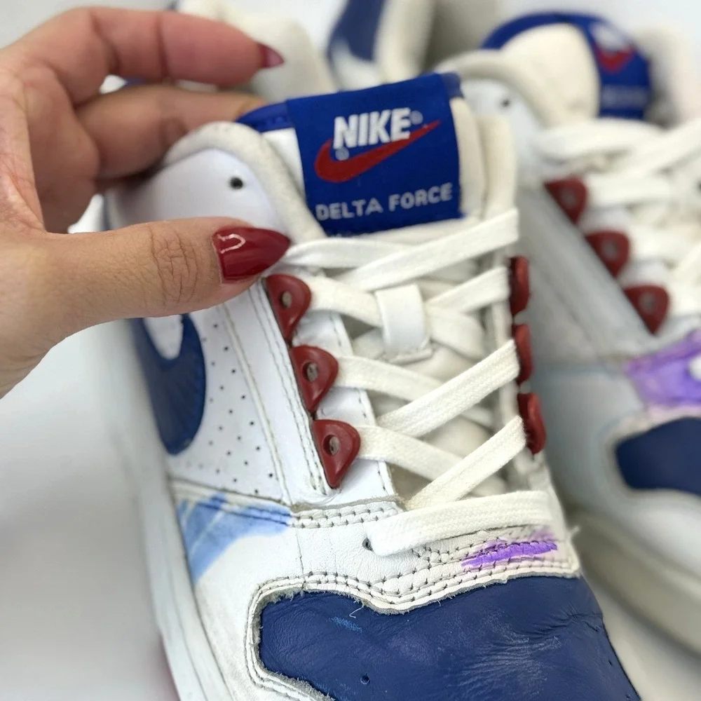 Nike smoke pet